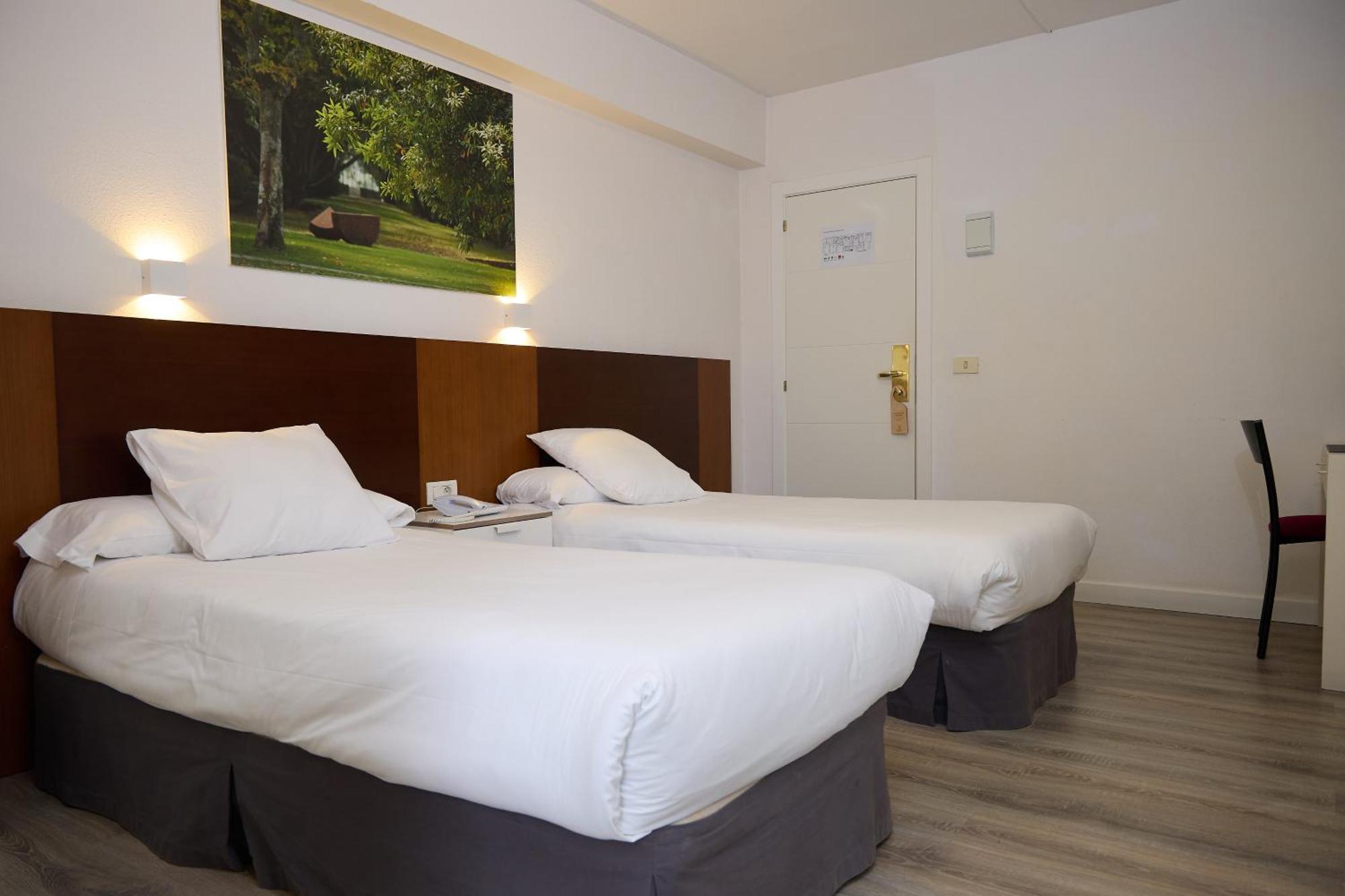 Hotel Plaza 2*